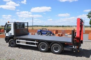 Iveco Trakker 410 avec grue HMF 1520