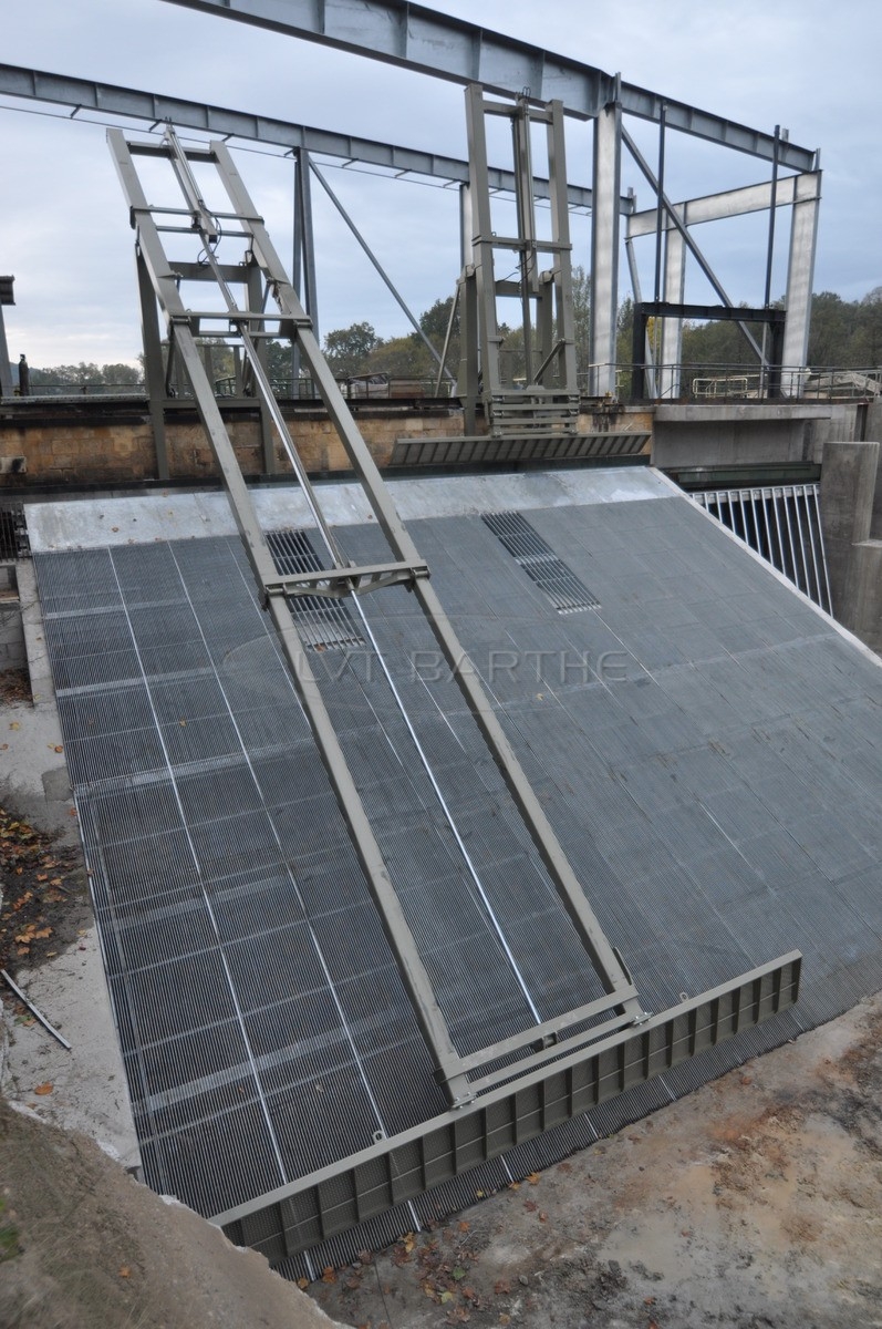 Profondeur de grilles 12m80